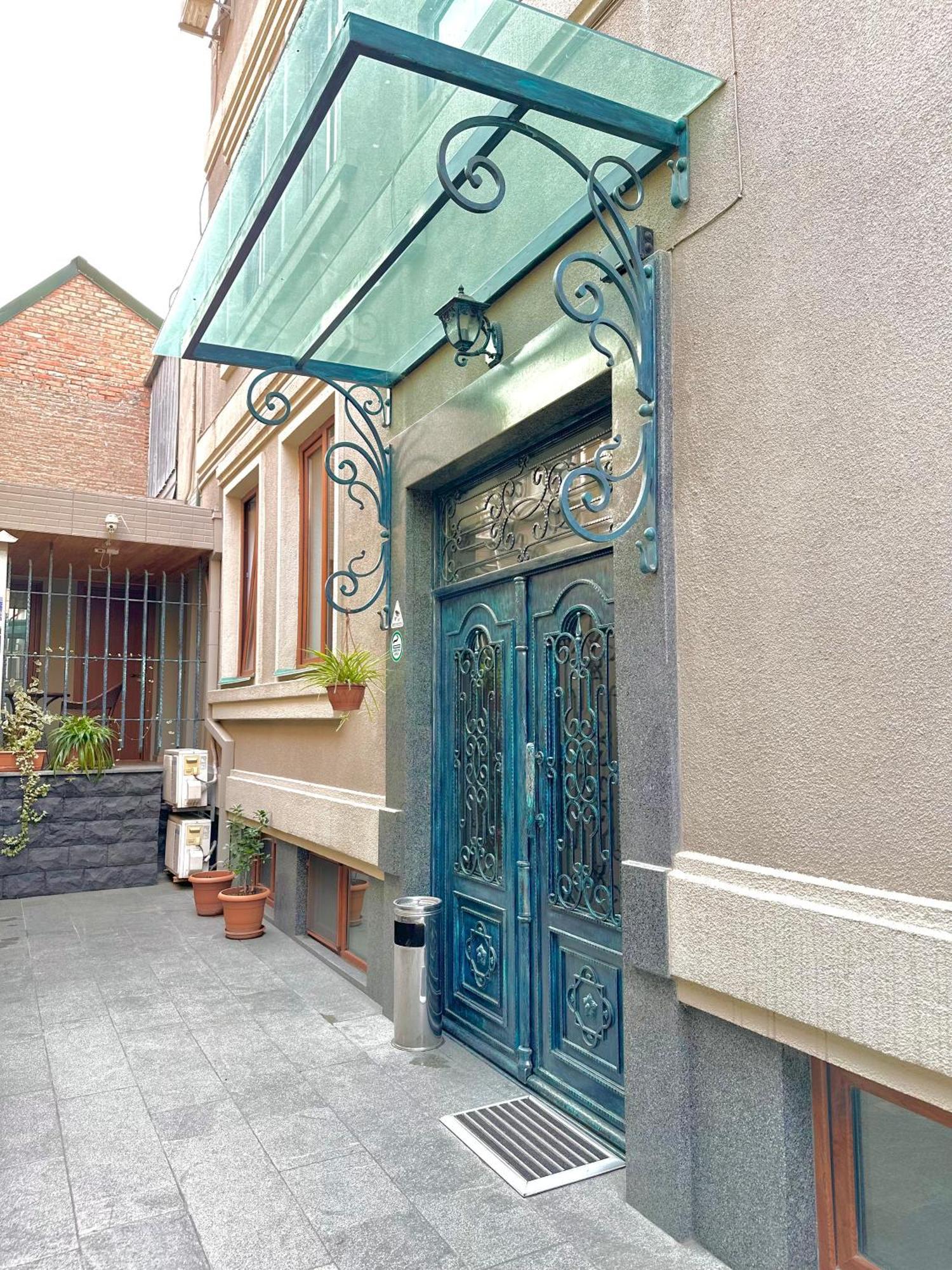 Hotel Four Brothers Tbilisi Exterior photo